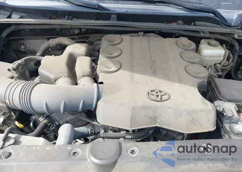 2020 Toyota 4Runner Sr5/Sr5 Premium/Venture/Limited/Night Shade/Trd Off Road/Trd Off Road Premium/Trd Pro z USA, uszkodzony, nr VIN JTEBU5JR7L5752837